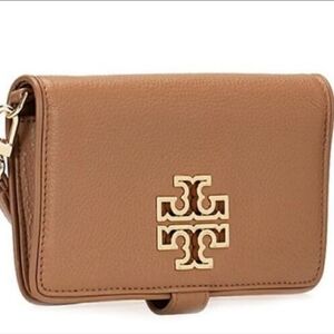 Tory Burch Britten Wristlet